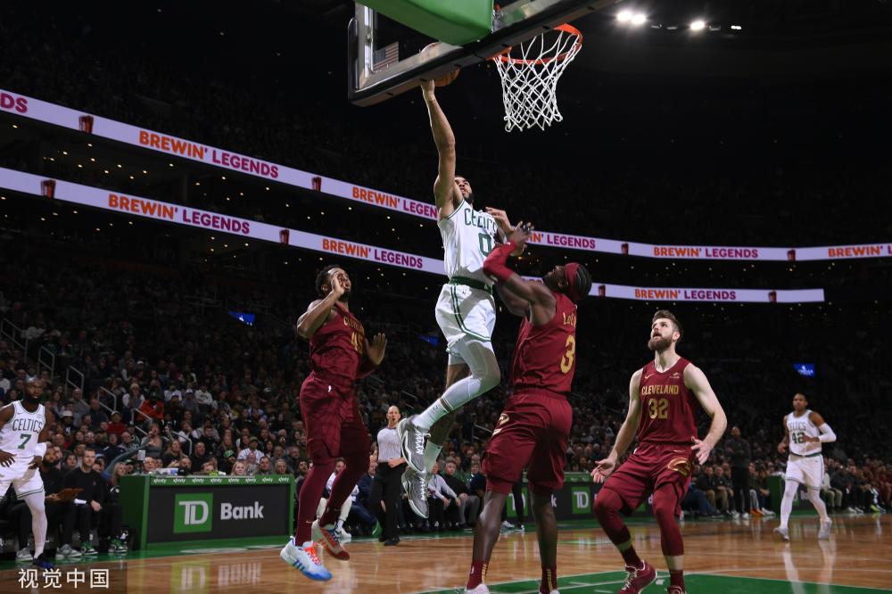 成为舆论焦 成为舆论焦