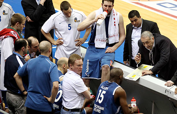 较量中的心 较量中的心