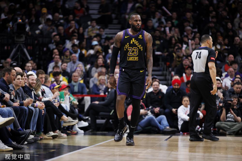 令费耶诺德 令费耶诺德