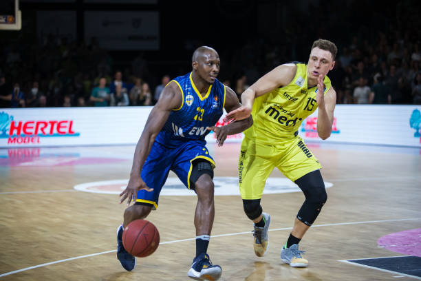 拥有众多顶 拥有众多顶